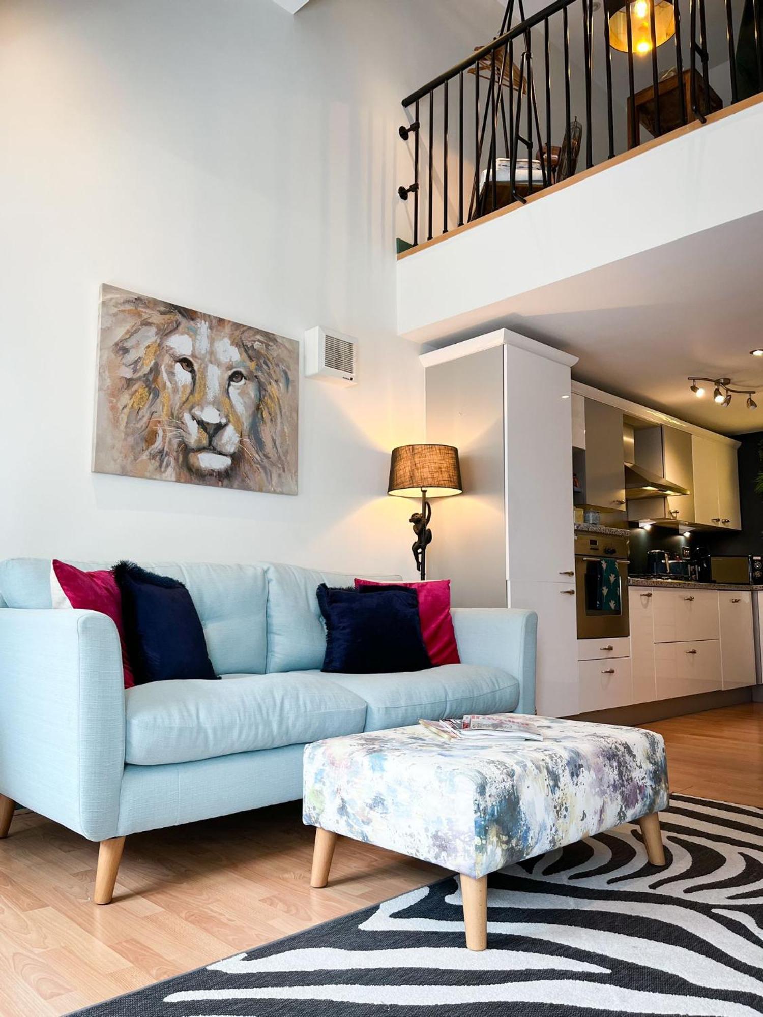 Jungle Escape, City Apartment With Parking & Terrace Chester Eksteriør billede